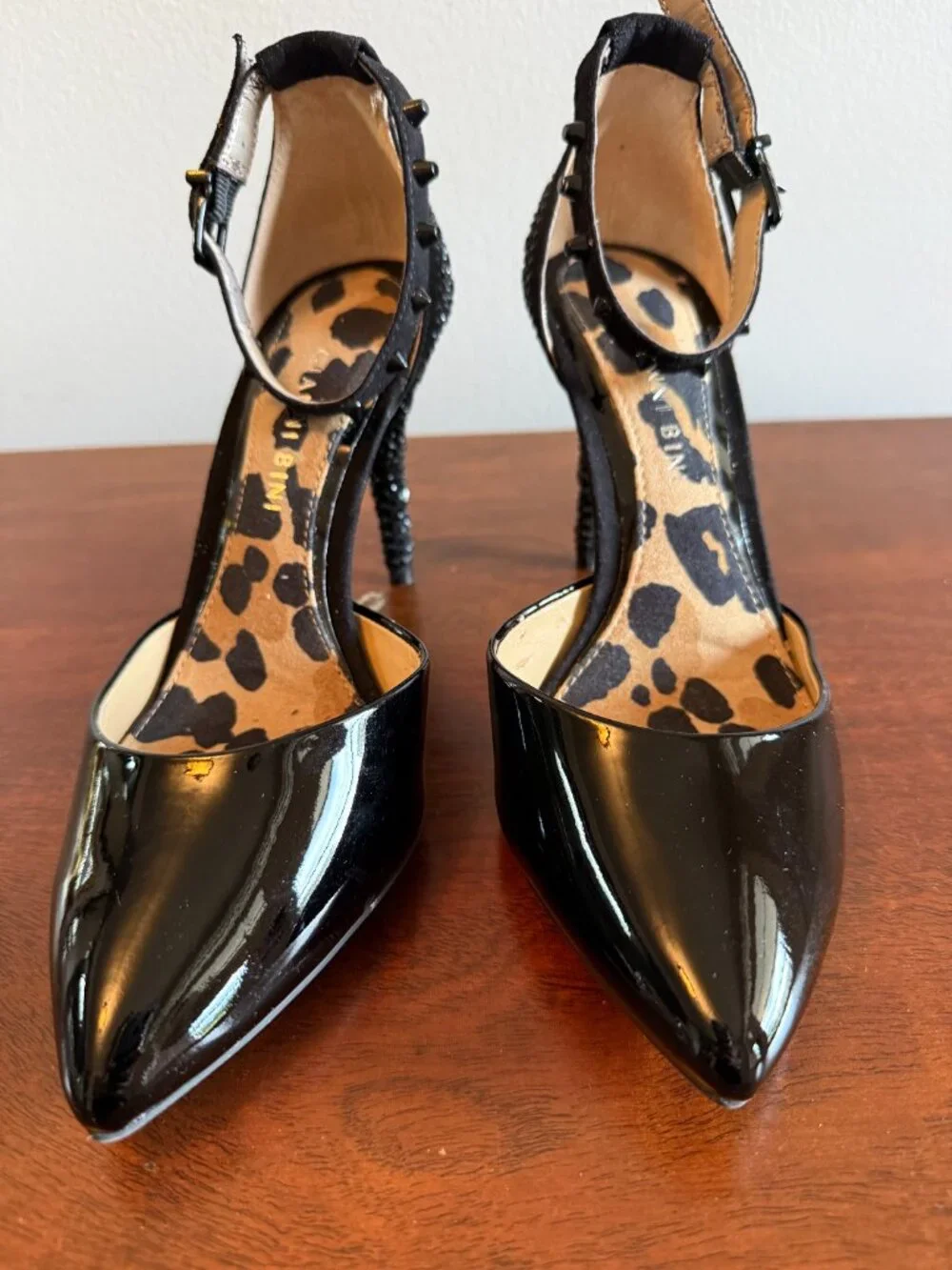 Gianni Bini Black Patent Leather D'Orsay Pumps Leopard Lining Ankle Strap Heels